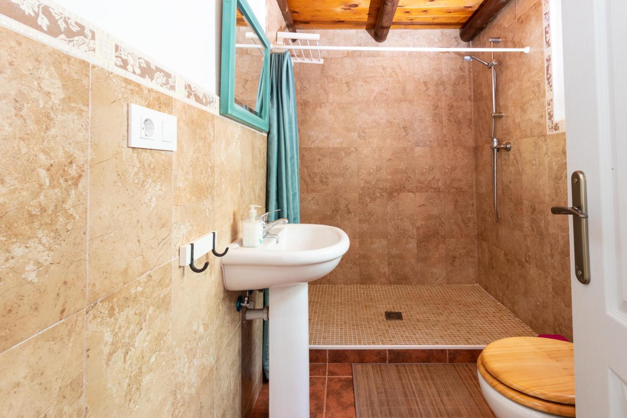 Pensjonat Karma House Casares Zewnętrze zdjęcie